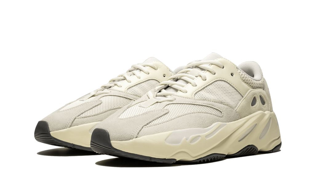 Adidas Yeezy Boost 700 Analog Adidas Yeezy Boost 700 Analog Keesef