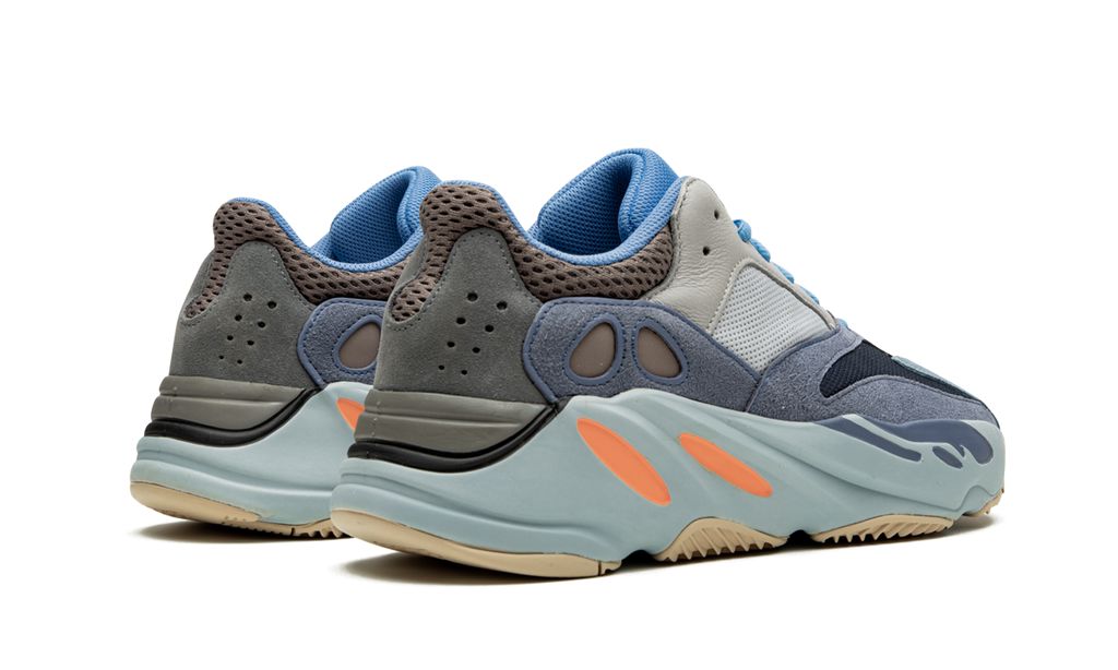 Adidas Yeezy Boost 700 Carbon Blue Adidas Yeezy Boost 700 Carbon Blue Keesef