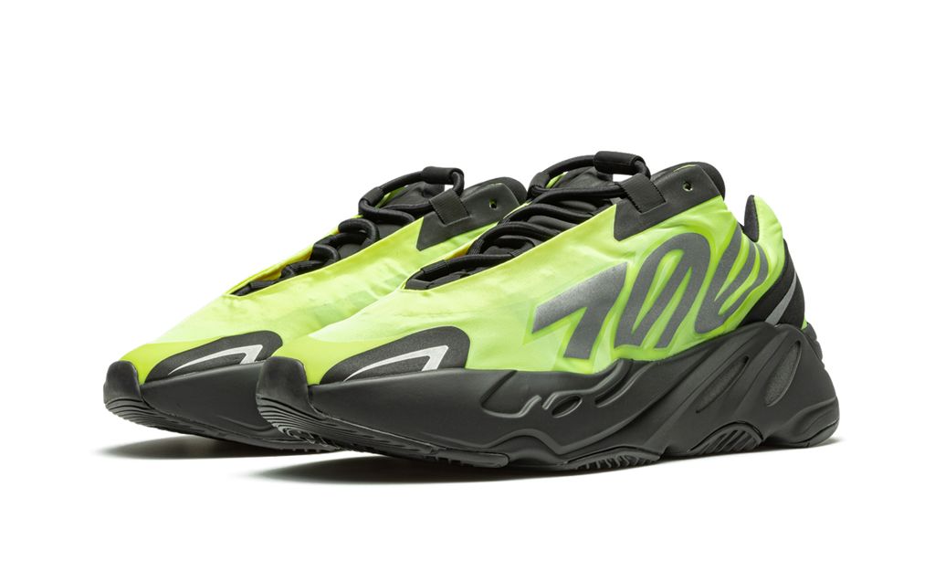 Adidas Yeezy Boost 700 MNVN Phosphor Adidas Yeezy Boost 700 MNVN Phosphor Keesef