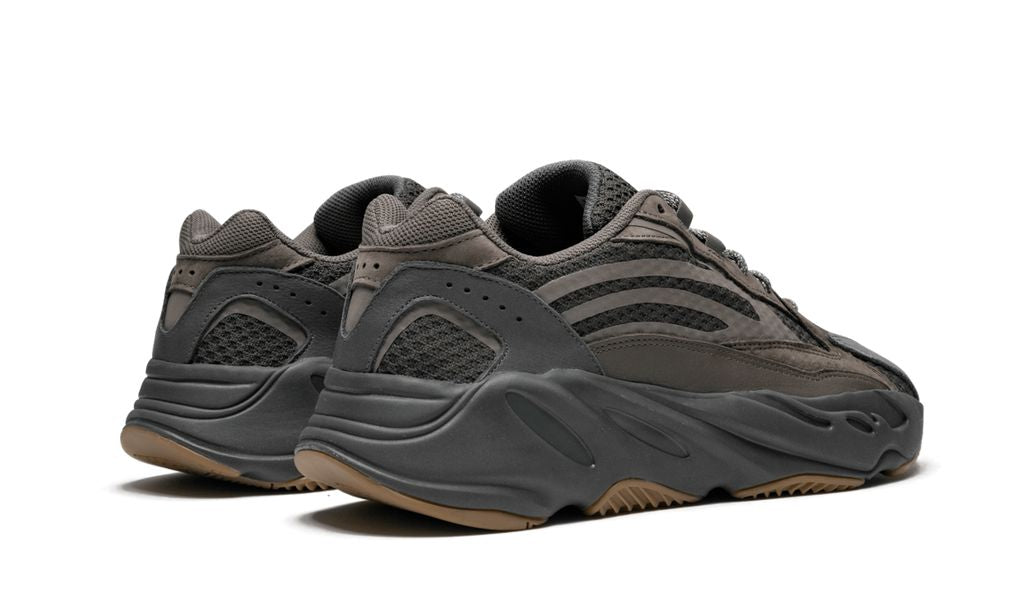 Adidas Yeezy Boost 700 V2 Geode Adidas Yeezy Boost 700 V2 Geode Keesef