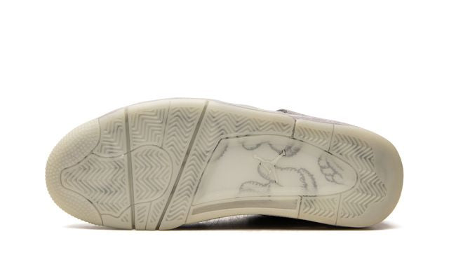 Air Jordan 4 Retro Kaws Cool Grey Keesef