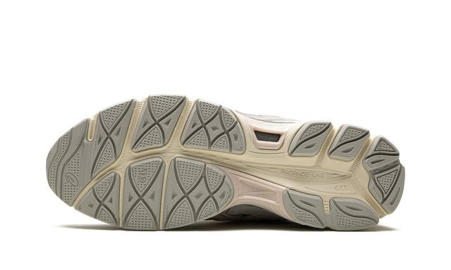 Asics Gel Nyc cream/oyster Grey ASICS Gel-NYC Ivory Mid Grey Keesef