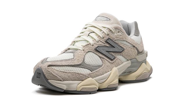 New Balance 9060 Suede Pack - Sea Salt New Balance 9060 Quartz Grey Keesef