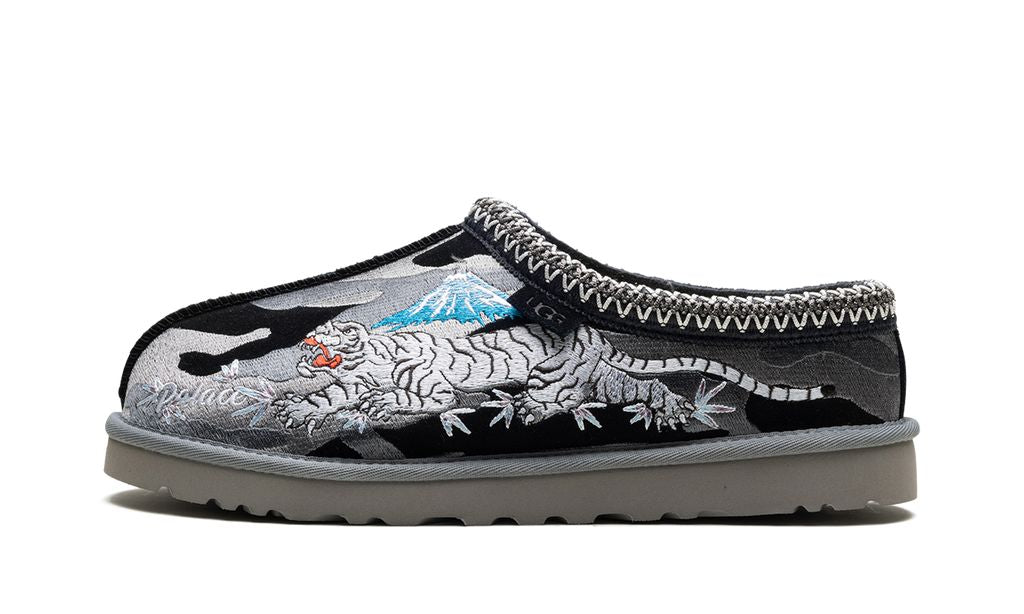 UGG Tasman Slipper "Palace - Black Camo" Keesef