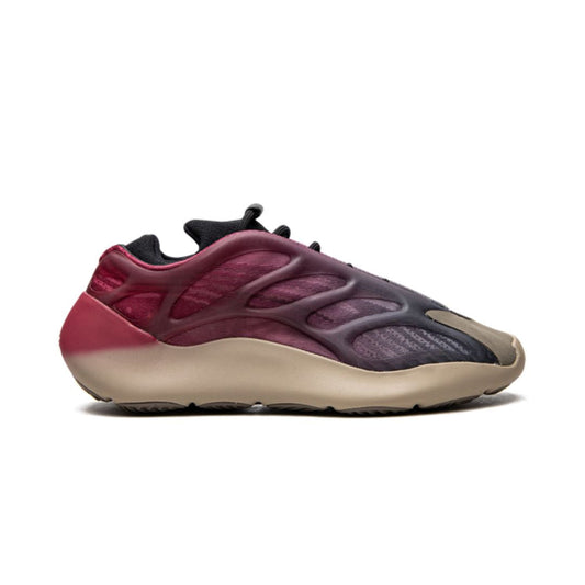 Adidas Yeezy 700 V3 Fade Carbon Keesef