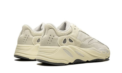 Adidas Yeezy Boost 700 Analog Adidas Yeezy Boost 700 Analog Keesef