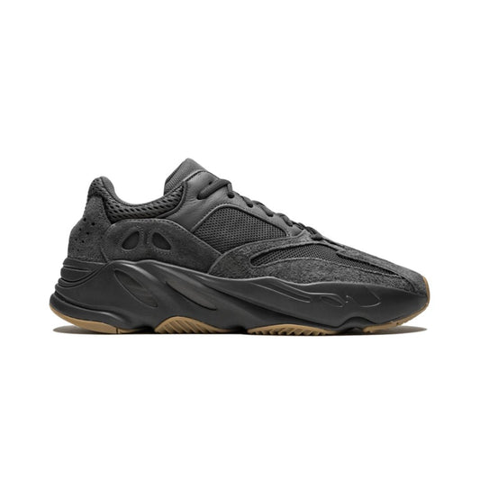Adidas Yeezy Boost 700 Utility black Adidas Yeezy Boost 700 Utility black Keesef