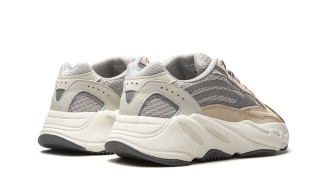 Adidas Yeezy Boost 700 V2 Cream Adidas Yeezy Boost 700 V2 Cream Keesef