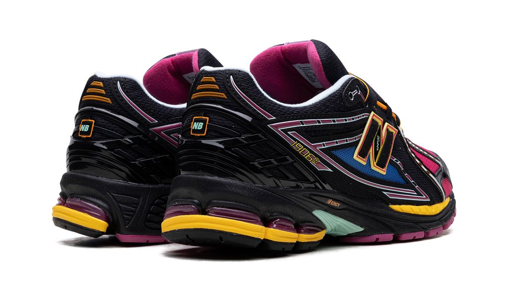 New Balance 1906R "Black/Pink" Keesef 