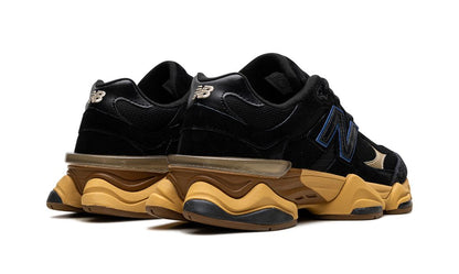 New Balance 9060 Black Royal Gum New Balance 9060 Quartz Grey Keesef