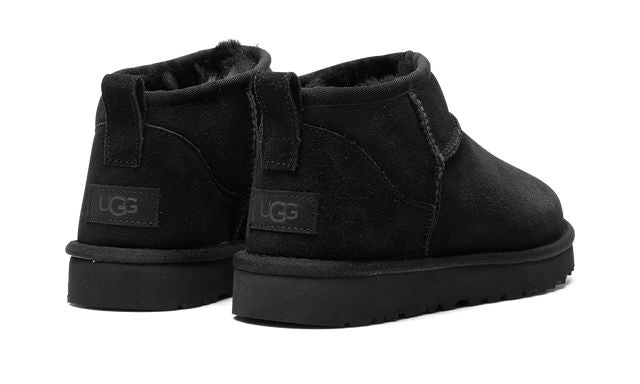UGG CLASSICS ULTRA MINI WMNS "Triple Black" Keesef 