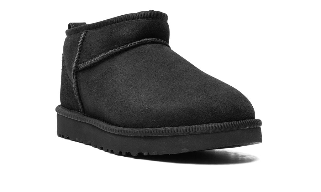 UGG CLASSICS ULTRA MINI WMNS "Triple Black" Keesef 